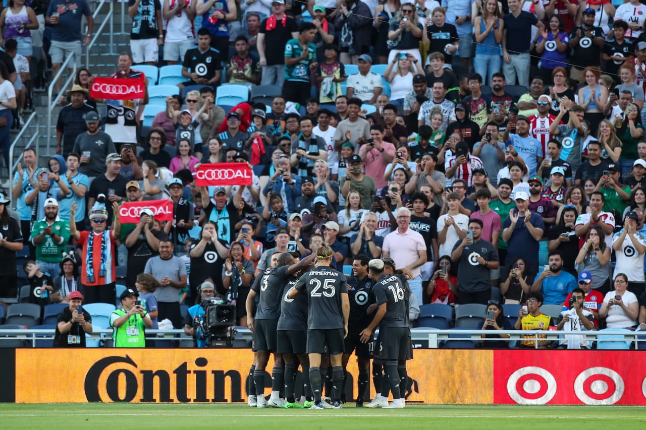 Con goles de Vela y Ruidíaz, las estrellas de MLS vencieron por segundo año consecutivo al equipo de estrellas de la Liga MX que se cansó de fallar a lo largo de los 90 minutos en gran partido en Minnesota.