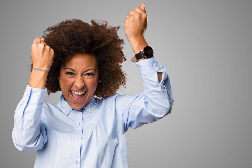 ¡Listo! Asegúrate de conseguirte en cuanto puedas tu amuleto ideal para que solamente llegue a tu vida pura prosperidad. ¡Amén!