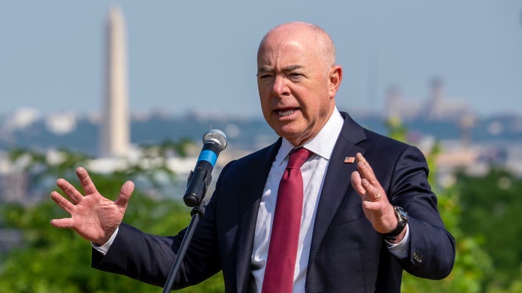 EEUU inicia formalmente nuevo programa de parole para ciudadanos de Colombia, El Salvador, Guatemala y Honduras