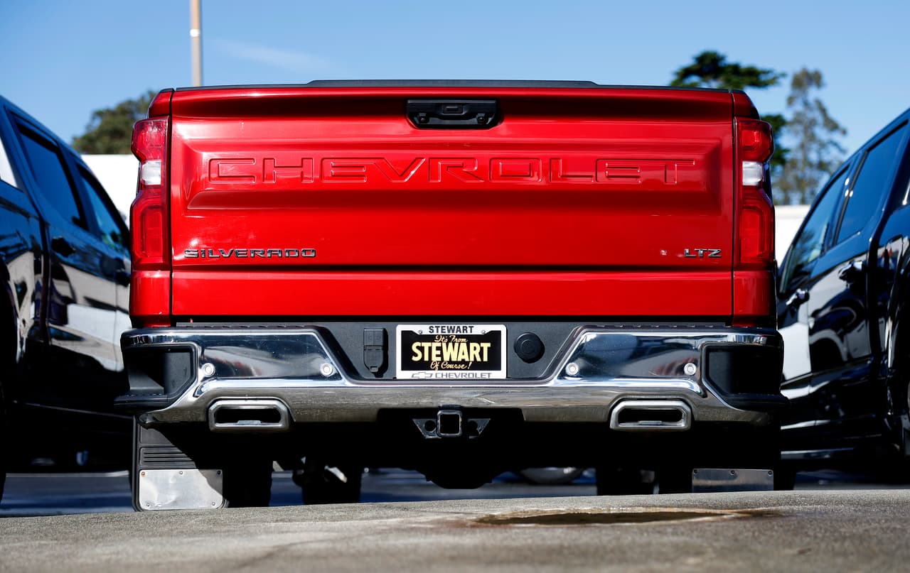 <h3 class="cms-H3-H3"><b>1. Chevrolet Silverado </b></h3>
<br>Encabeza la lista con
<b>340 casos</b>; su alta demanda en piezas y reventa la mantiene como objetivo frecuente.