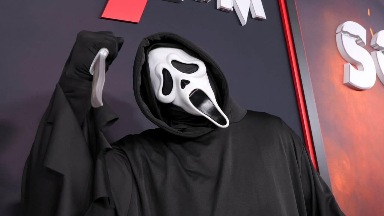 Muere actor de ‘Scream’: su cuerpo habría sido hallado “en un baño”