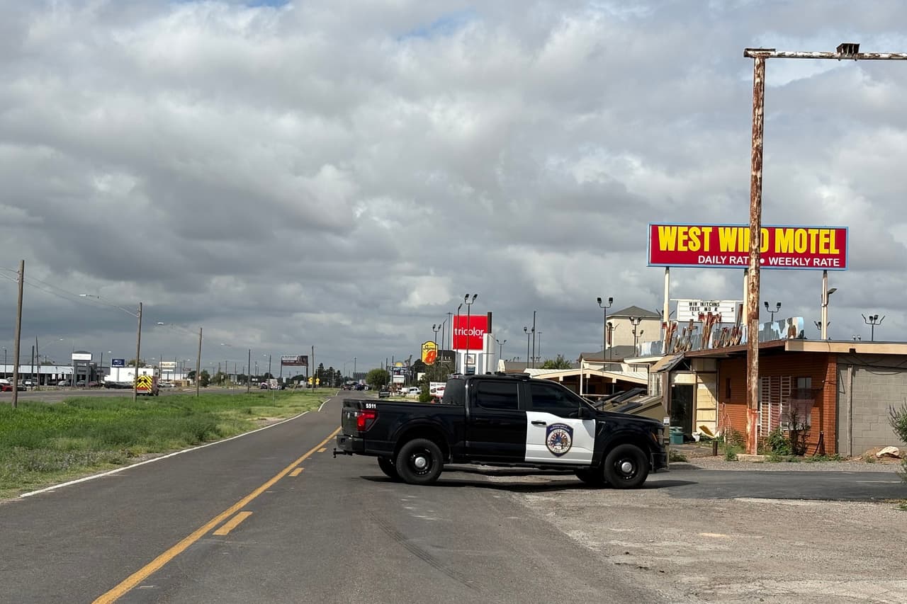 Al menos un muerto y 11 heridos en un tiroteo en Midland, Texas