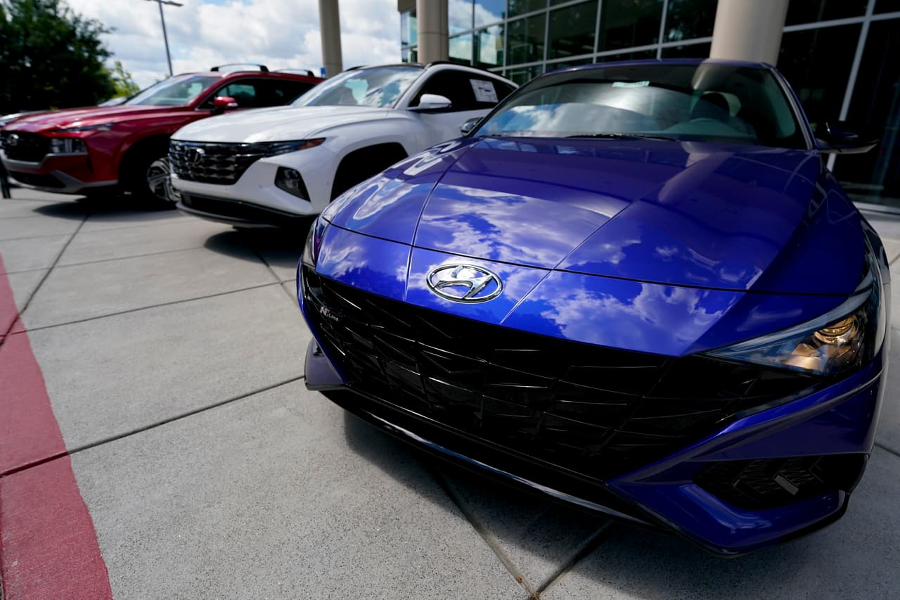 <h3 class="cms-H3-H3"><b>3. Hyundai Elantra</b></h3>
<br>Suma
<b>173 casos</b>; modelos con sistemas vulnerables han sido señalados en reportes recientes.