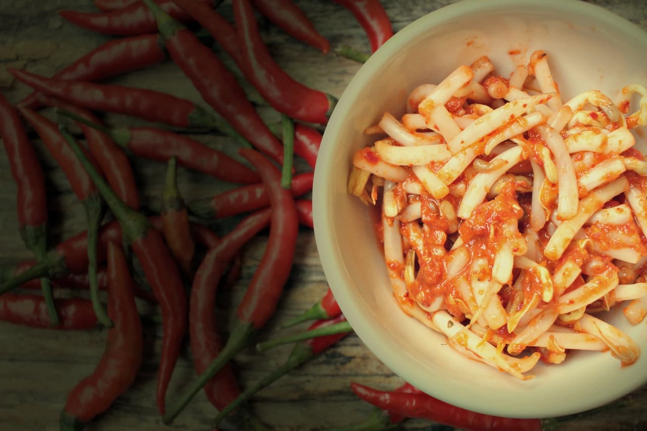 Kimchi, el súper alimento coreano que todos deberíamos tener en la nevera