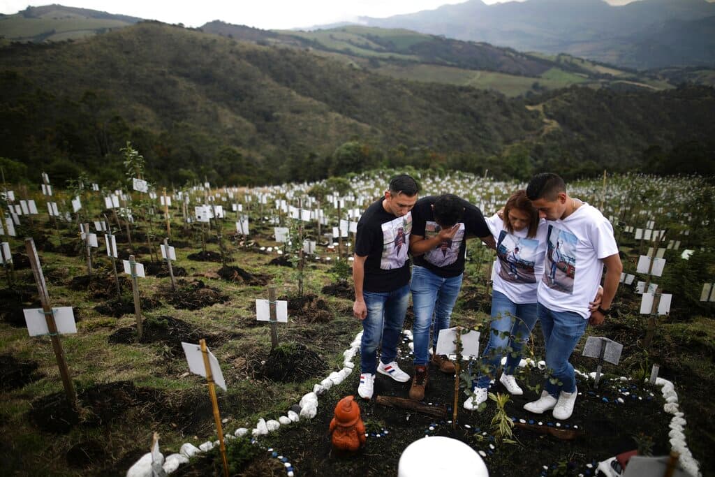 El mundo supera las 5 millones de muertes por covid-19: ¿qué ha impulsado la dramática cifra?