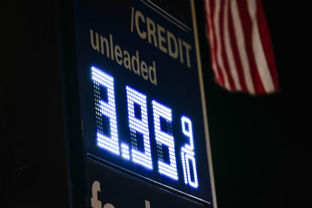 Precio de la gasolina hoy: ¿Cuántos dólares por galón mientras sube el petróleo por guerra en Irán?