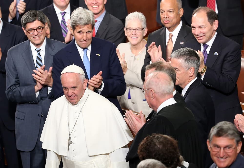 Pope Francis reappears on the list of the most influential people. And he does so, in part, for his support of the most disadvantaged, including refugees, a theme that ignited the 2016 presidential election campaign in the United States.
