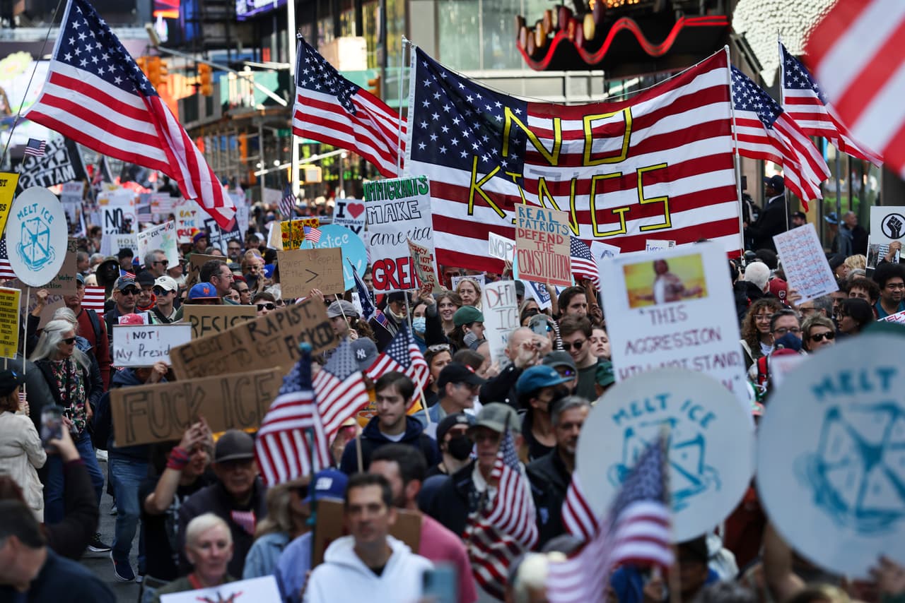 No Kings Day: miles salen a protestar contra políticas de Trump en Atlanta