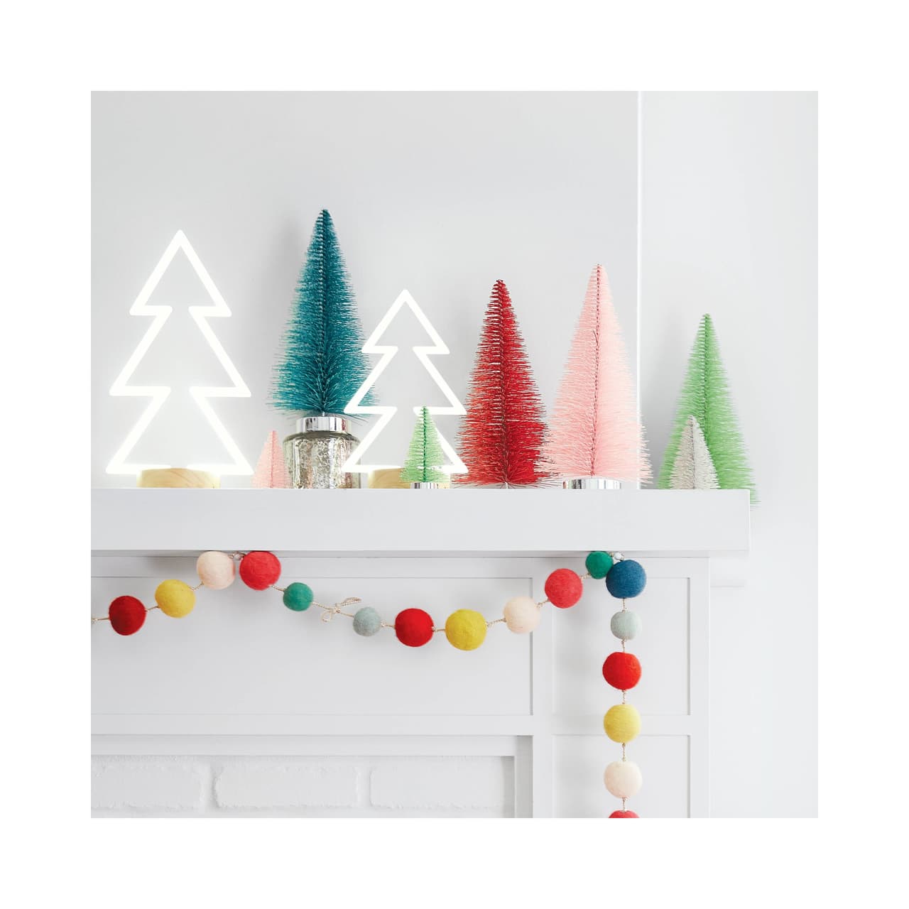 6 ideas de decoración con luces navideñas que vas a adorar tener en casa