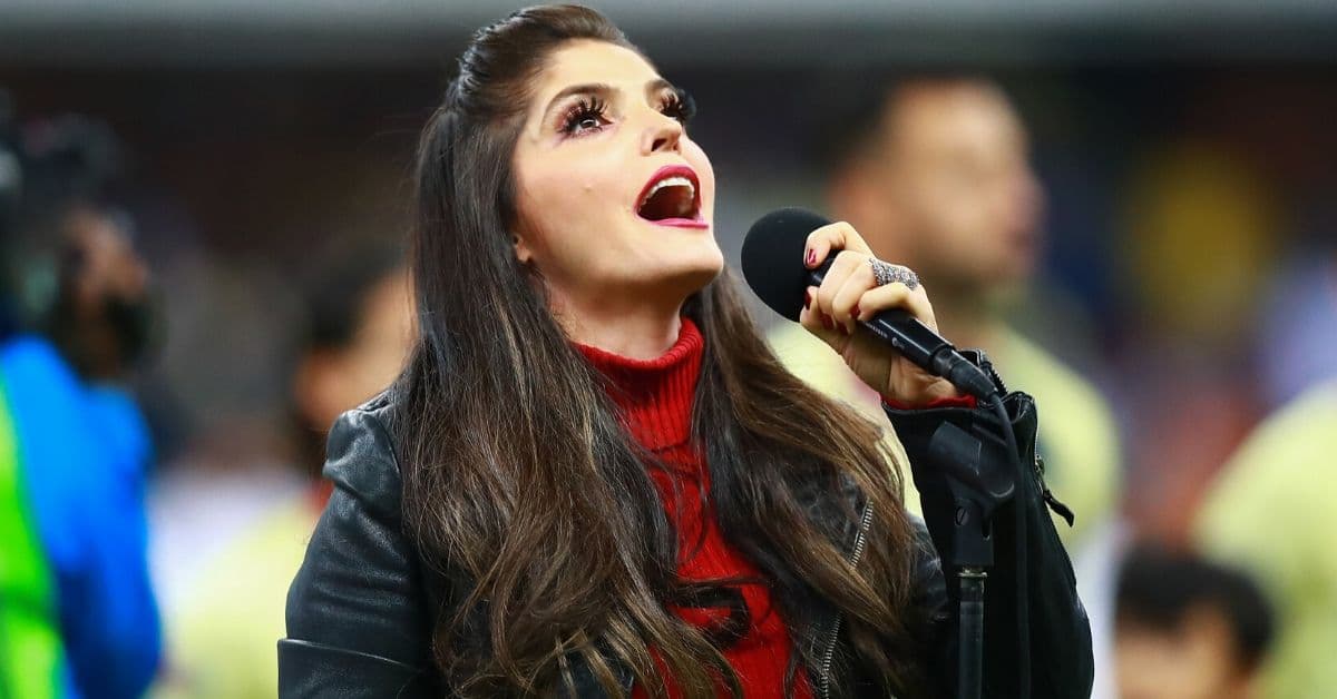 El hijo mayor de Ana Bárbara está guapísimo y las redes explotan de emoción