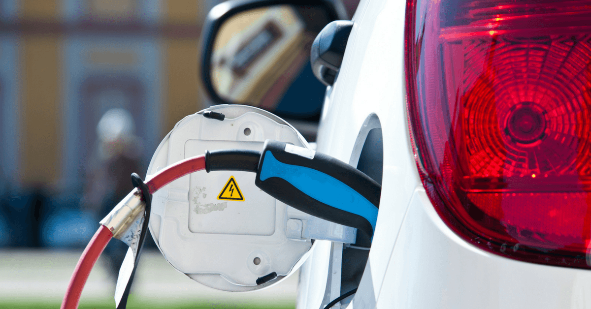 Ya puedes comprar un auto por 20 mil pesos: es eléctrico y lo pides por Internet