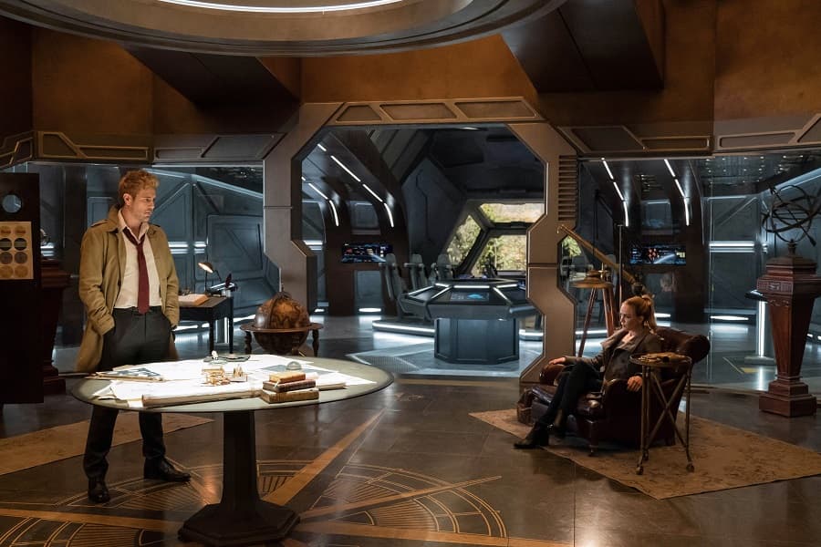 ¡Por fin! Constantine vuelve al Arrowverse pero esta vez a tiempo completo