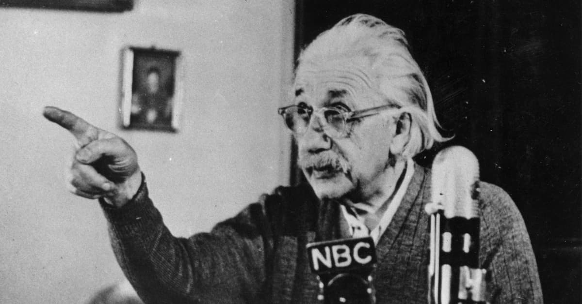 Albert Einstein usó tacones en una foto y nunca nos dimos cuenta, esta es la extraordinaria historia