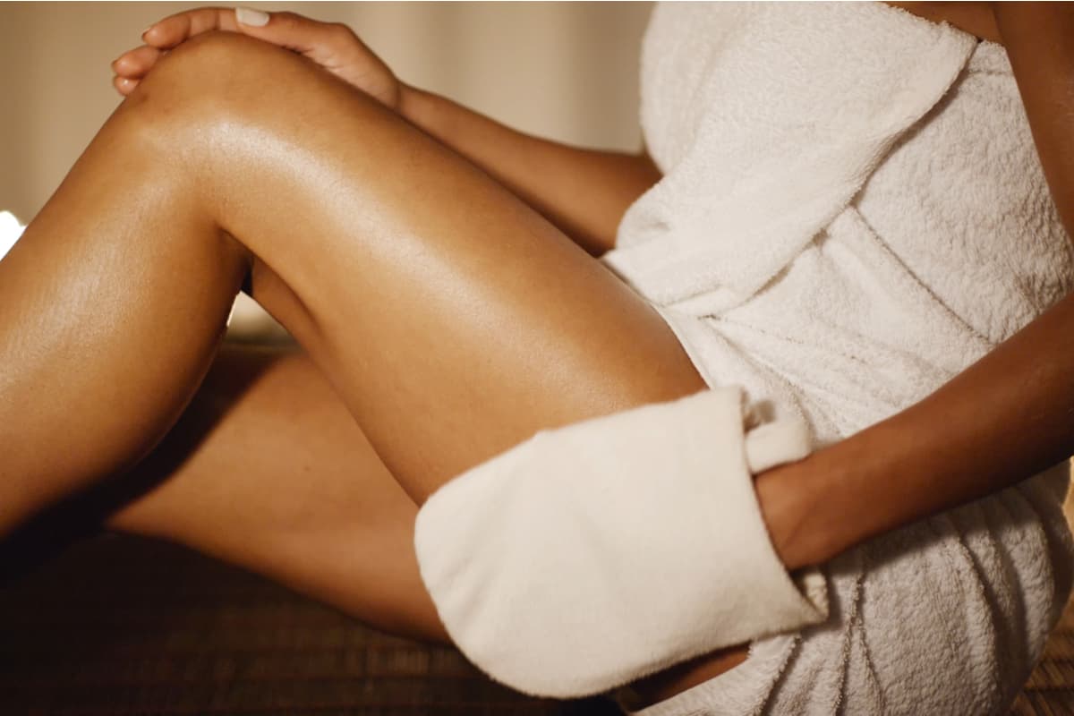 El exfoliante de azúcar y aceite de oliva es uno de los más efectivos, si lo aplicas bien