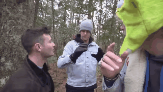 Se metió en el «bosque de los suicidios», se burló de un difunto y aún así sus fans lo defienden