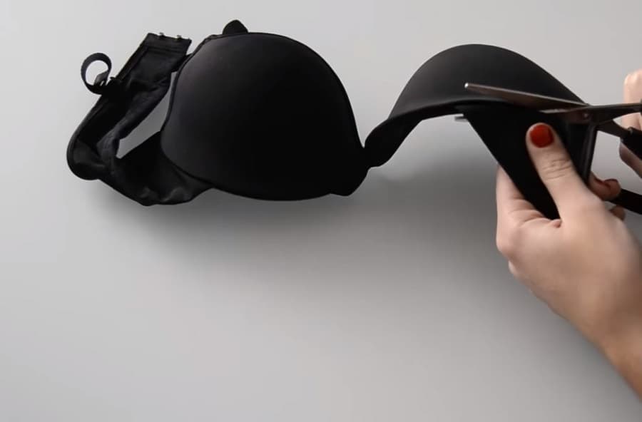 Aprende cómo hacer un brasier sin espalda, ¡te sacará del apuro en minutos!