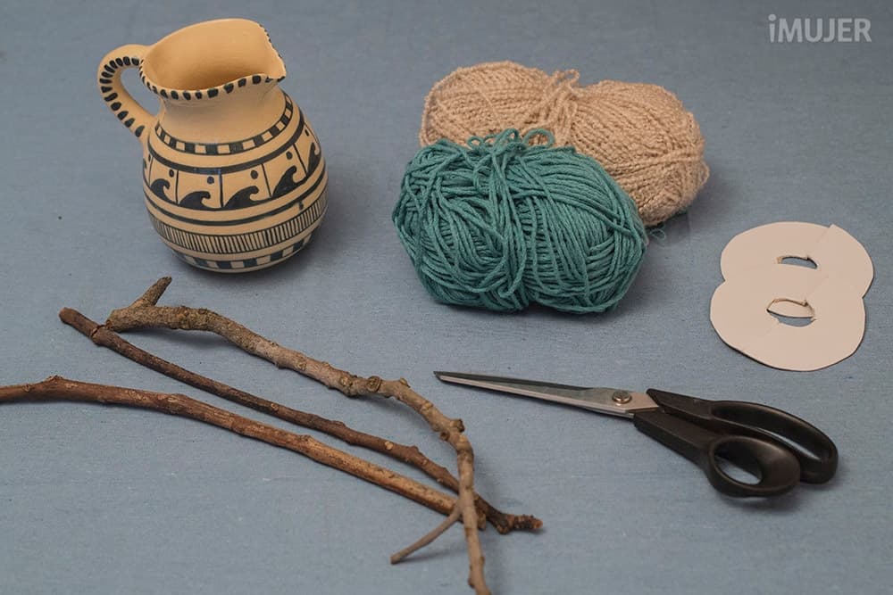 Cómo hacer árboles de pompones para centros de mesa originales