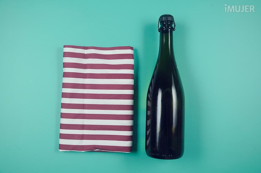 Cómo envolver una botella con furoshiki