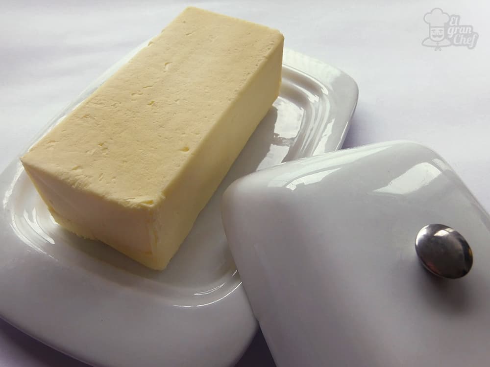 Manteca a punto pomada