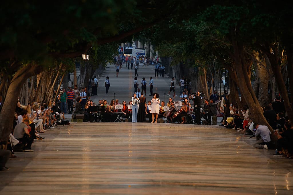 Una fantasía caribeña, así fue el desfile de modas de Chanel en Cuba