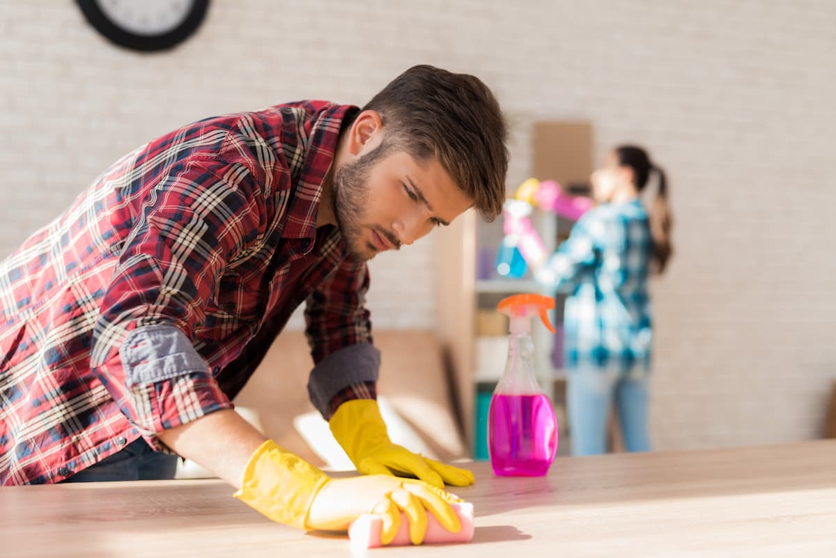 5 productos de limpieza que no debes mezclar con cloro o podrías dañar tu salud