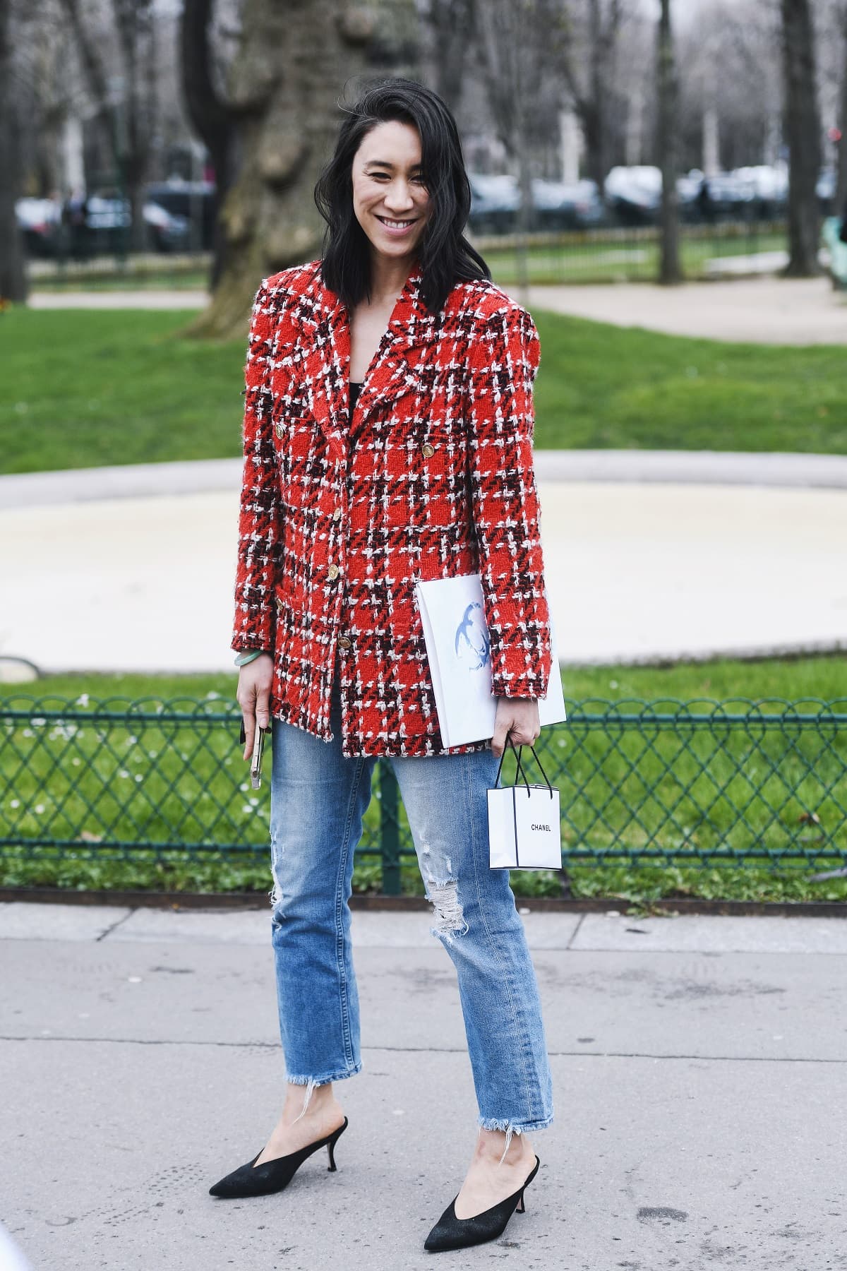 ¿Cansada de los stilettos? 6 zapatos bajos que estilizan tus piernas tanto como los tacones