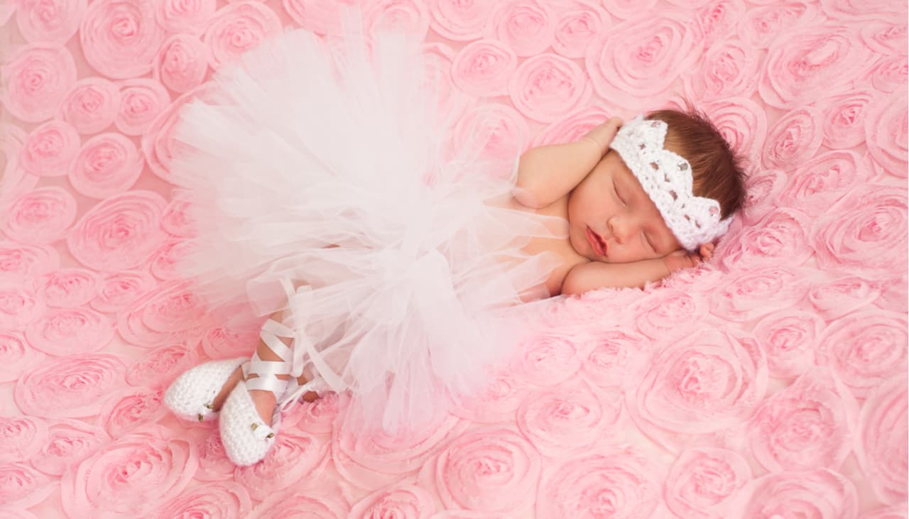 22 nombres para bebé inspirados en la realeza: son elegantes y con un imponente significado