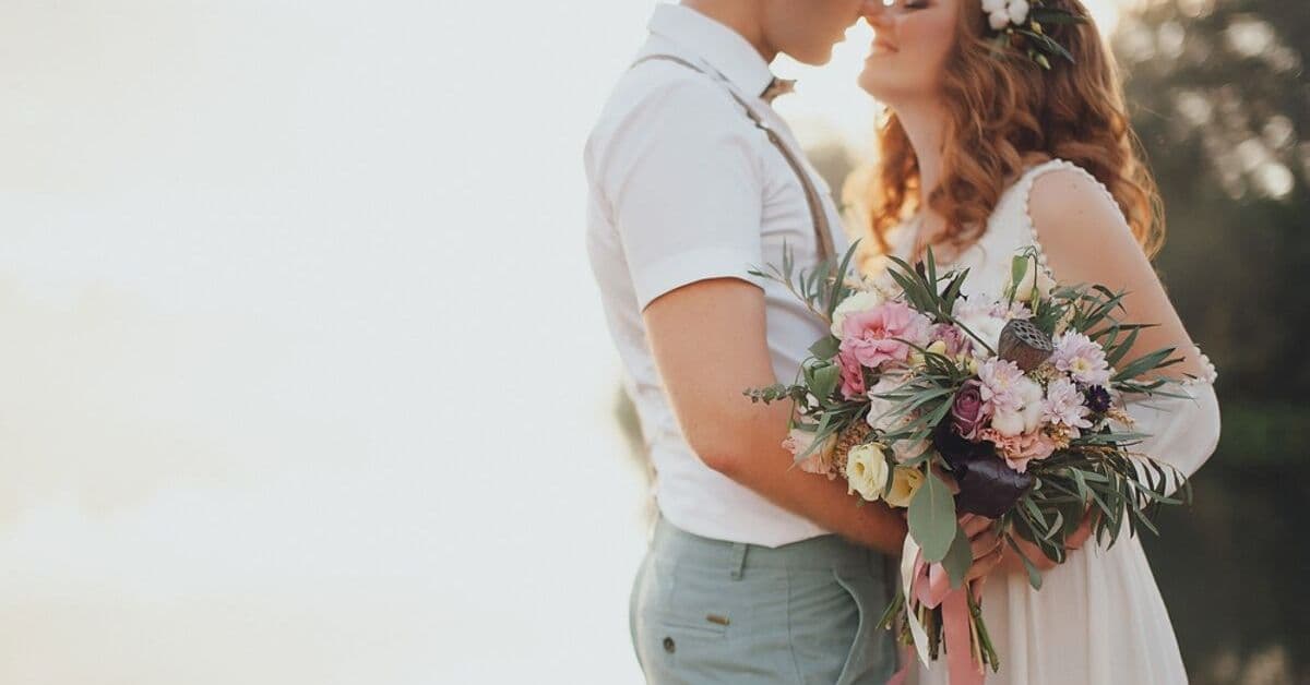 Rituales y ceremonias para tu boda que puedes hacer en lugar de una típica misa religiosa