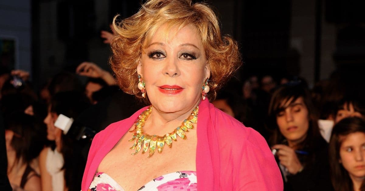 La nieta de Silvia Pinal se declaró bisexual: ¿qué debes hacer si un miembro de tu familia sale del clóset?