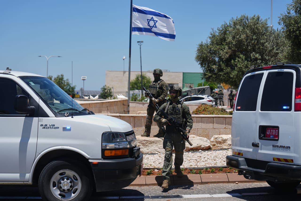 Israel afirma que Irán lanzó misiles contra su territorio; es el primer bombardeo tras el frágil alto el fuego
