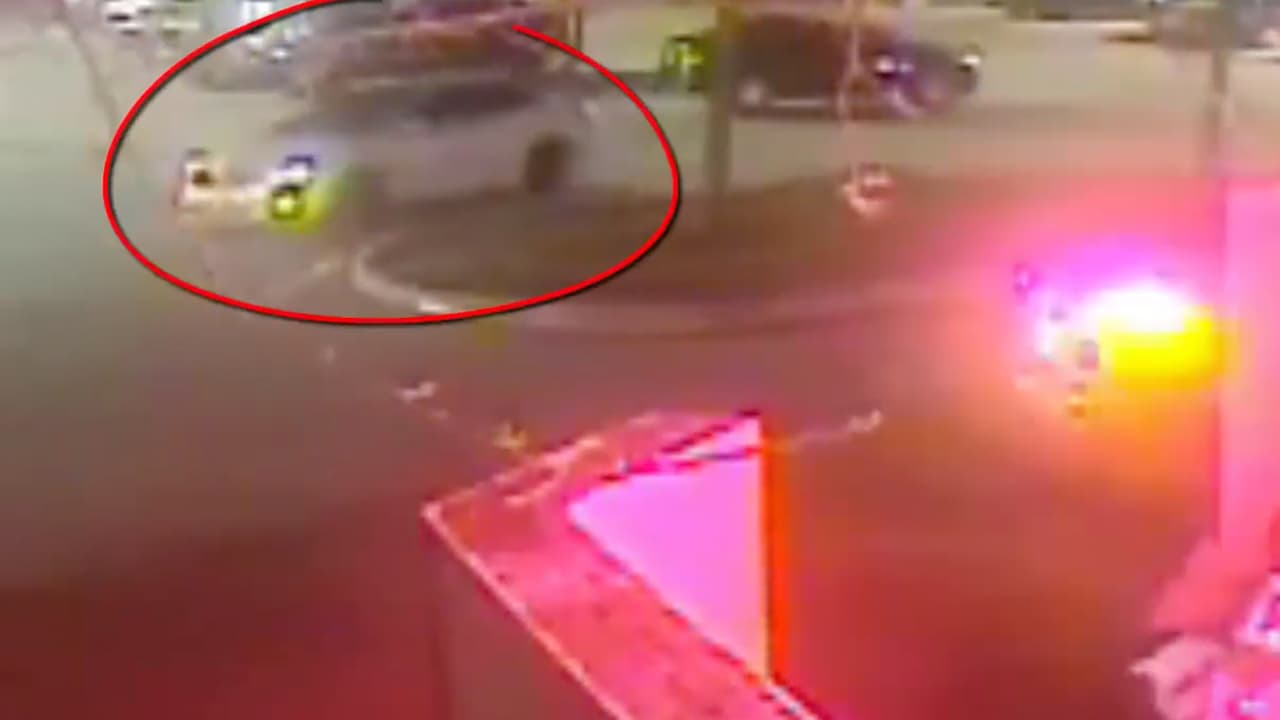 De acuerdo con la mujer, las autoridades atendieron al llamado rápido y al llegar el hombre ya se había desplomado. Alcántara asegura que hasta el momento no sabe si realmente lograron robar algo porque no les han devuelto sus pertenencias.