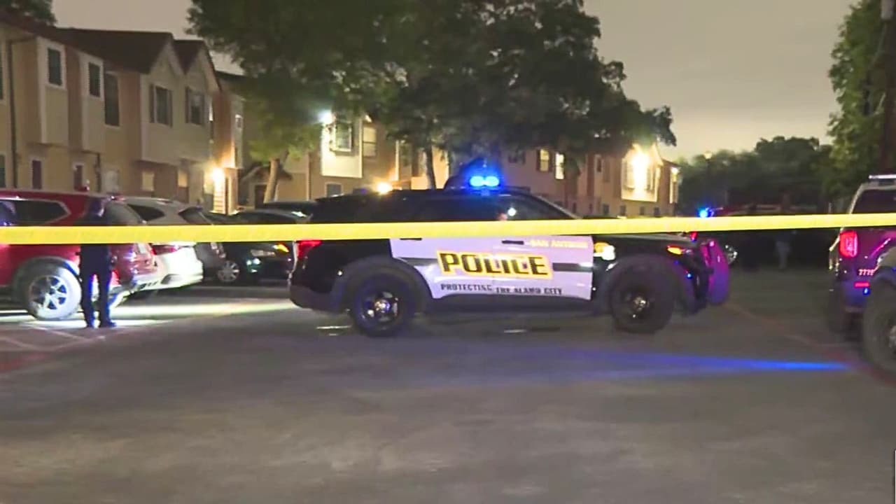 Una persona muere y otra queda herida tras un tiroteo en un complejo de departamentos al norte de San Antonio