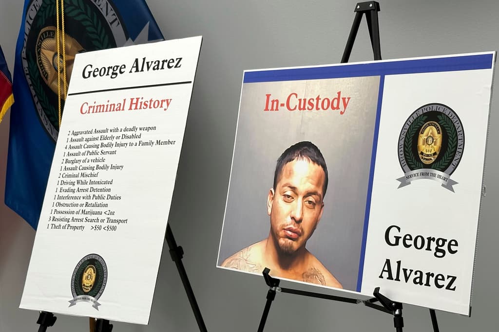 El hombre que atropelló a los migrantes en Brownsville iba "obviamente intoxicado" y dijo en español: "Se me atravesaron"