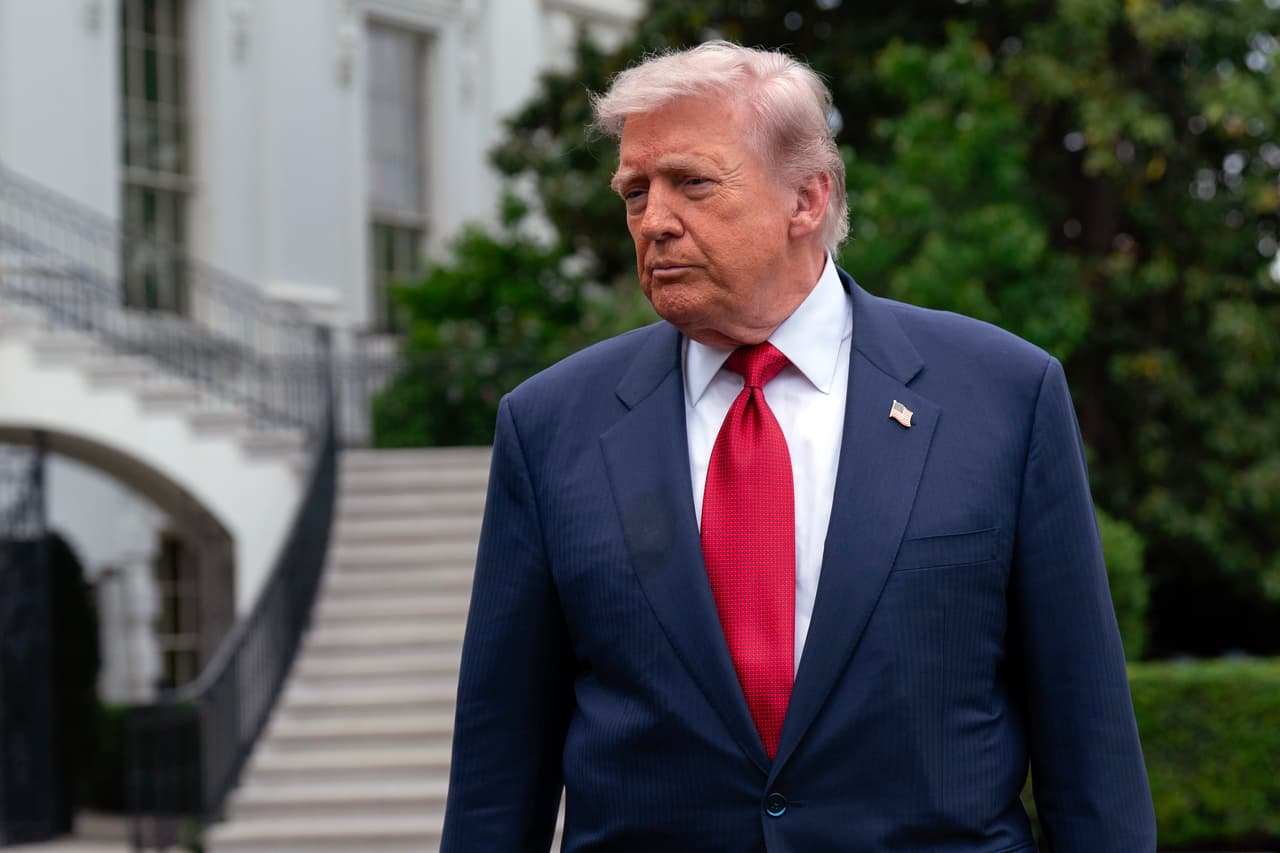 Trump presume éxito económico pese a la inflación más grande en casi tres años