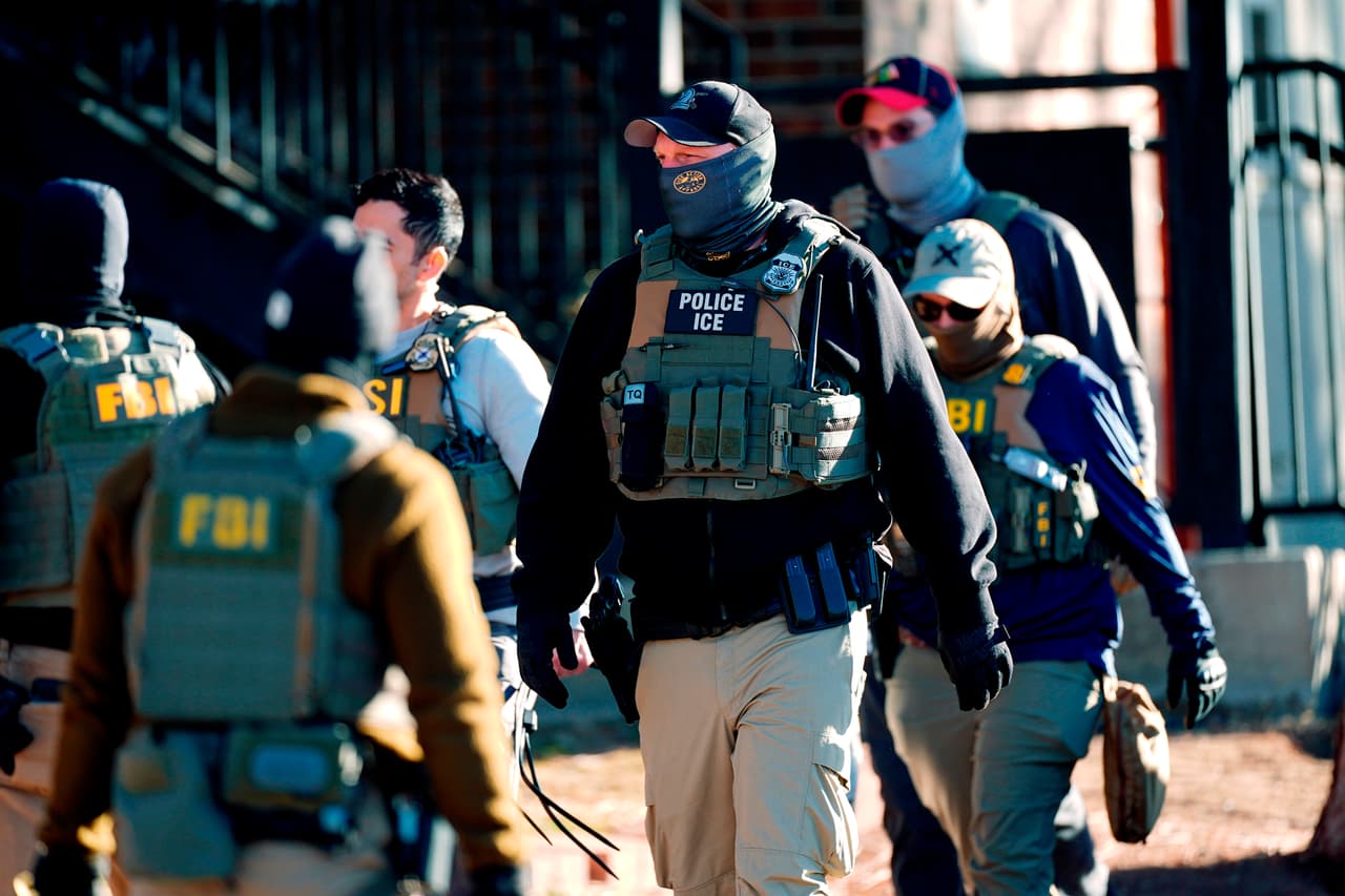 Juez federal dictamina que ICE violó una orden durante arrestos sin orden judicial en Colorado