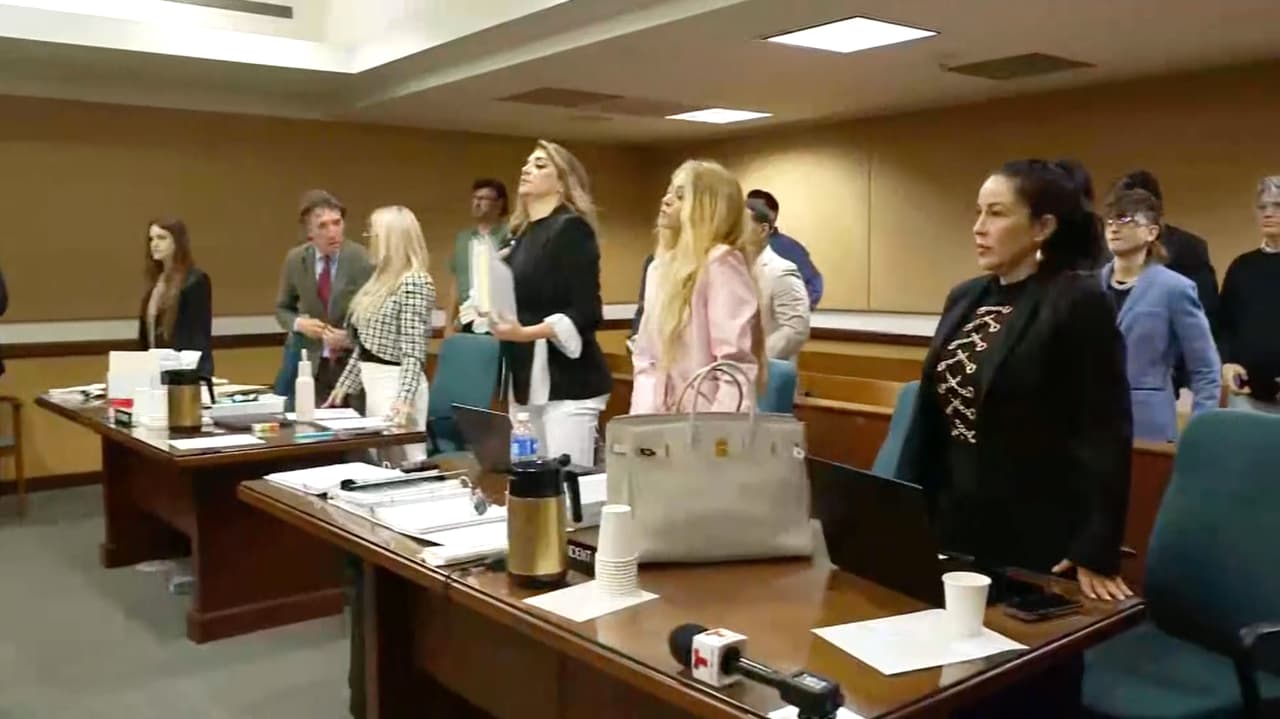 Segundo día de audiencia en el Tribunal de lo Familiar de Miami por la custodia del hijo de Paulina Rubio y Colate.