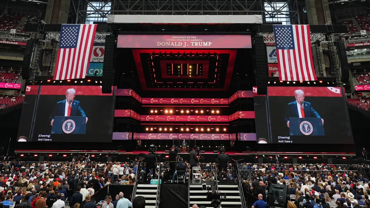 Arizona alberga el último adiós a Charlie Kirk; recuerdan al activista en su estado adoptivo