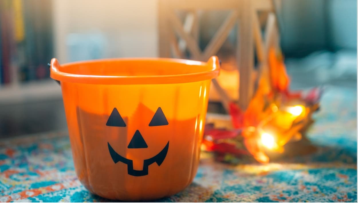 Organizan fiesta de Halloween en Bakersfield y crean conciencia sobre violencia doméstica