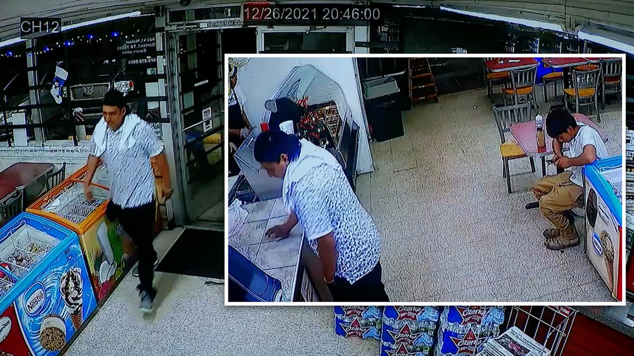 <h3 class="cms-H3-H3">Iván entra sin saber lo que ocurrirá</h3> A las 8:46 p.m.,
<b><a href="https://www.univision.com/local/dallas-kuvn/triple-homicidio-garland" target="_blank">Iván Noyola, de 16 años, llegó a la tienda</a> y se acercó al mostrador para ordenar. </b>
<br>Estaba a pocos pasos de Xavier González, pero
<b>no interactuaron. </b>
<br>Ambos permanecían en el lugar sin conocerse,
<b>minutos antes del tiroteo que dejó tres adolescentes muertos.</b>