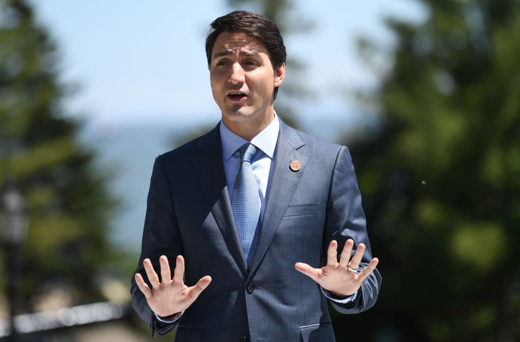Estados Unidos derriba un 'objeto no identificado' sobre el cielo de Canadá, un día después de tumbar otro sobre Alaska