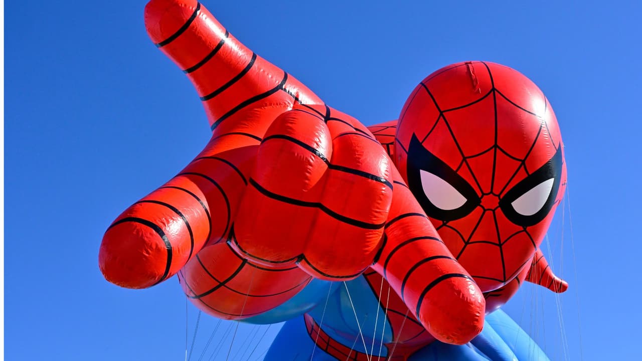 Además de un globo monumental de
<b>El Hombre Araña</b>.
<br>