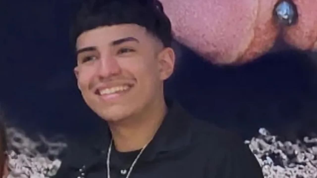 Desconectan de soporte vital a joven herido durante celebración de los Spurs en San Antonio