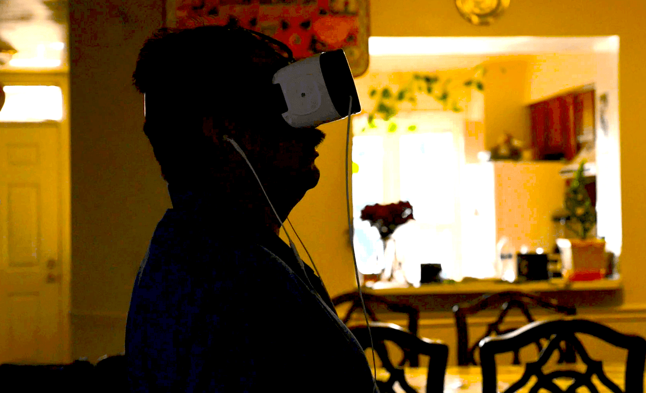 Este proyecto está reuniendo virtualmente a indocumentados en EEUU con sus familias en su tierra natal