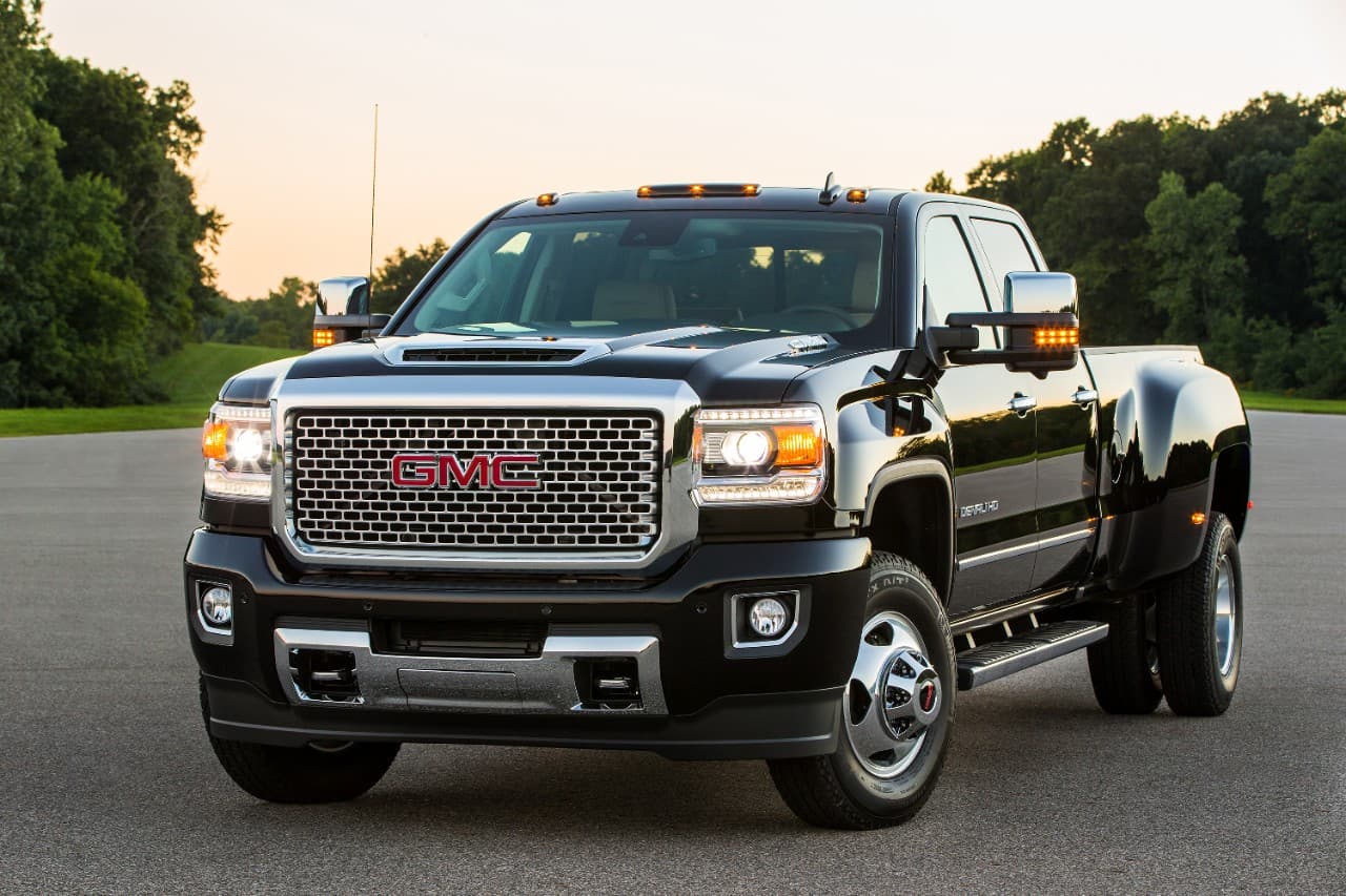 <h3 class="cms-H3-H3"><b>2. GMC Sierra</b></h3>
<br>Registra
<b>226 robos</b>; comparte mercado con pickups y facilita su salida en rutas comerciales.
<br>