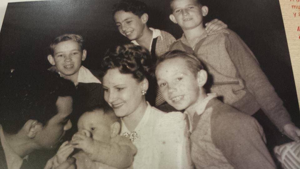 La llegada de Mario Moreno Ivanova fue una grata sorepresa para Valentina. Cuando el público vio al pequeño con la pareja, la noticia causó furor y criticas también.