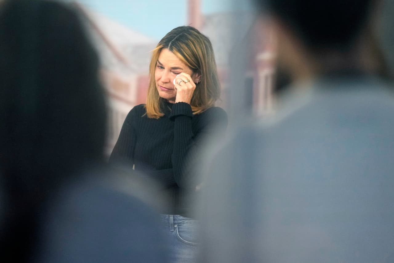“Alguien tiene que hacer lo correcto”: Savannah Guthrie implora ayuda por su madre secuestrada