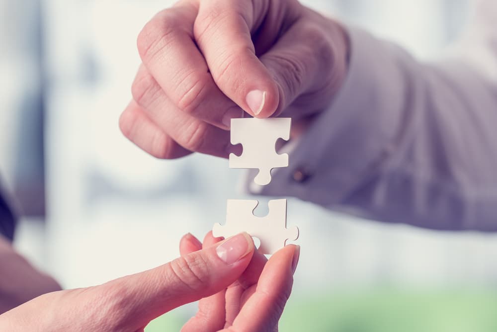 Los números
<b>dos</b> buscan compañía, pareja, socios, no les gusta actuar solos como lo hacen los número uno.