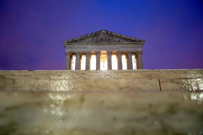 Trump tiene a la Corte Suprema en modo de emergencia