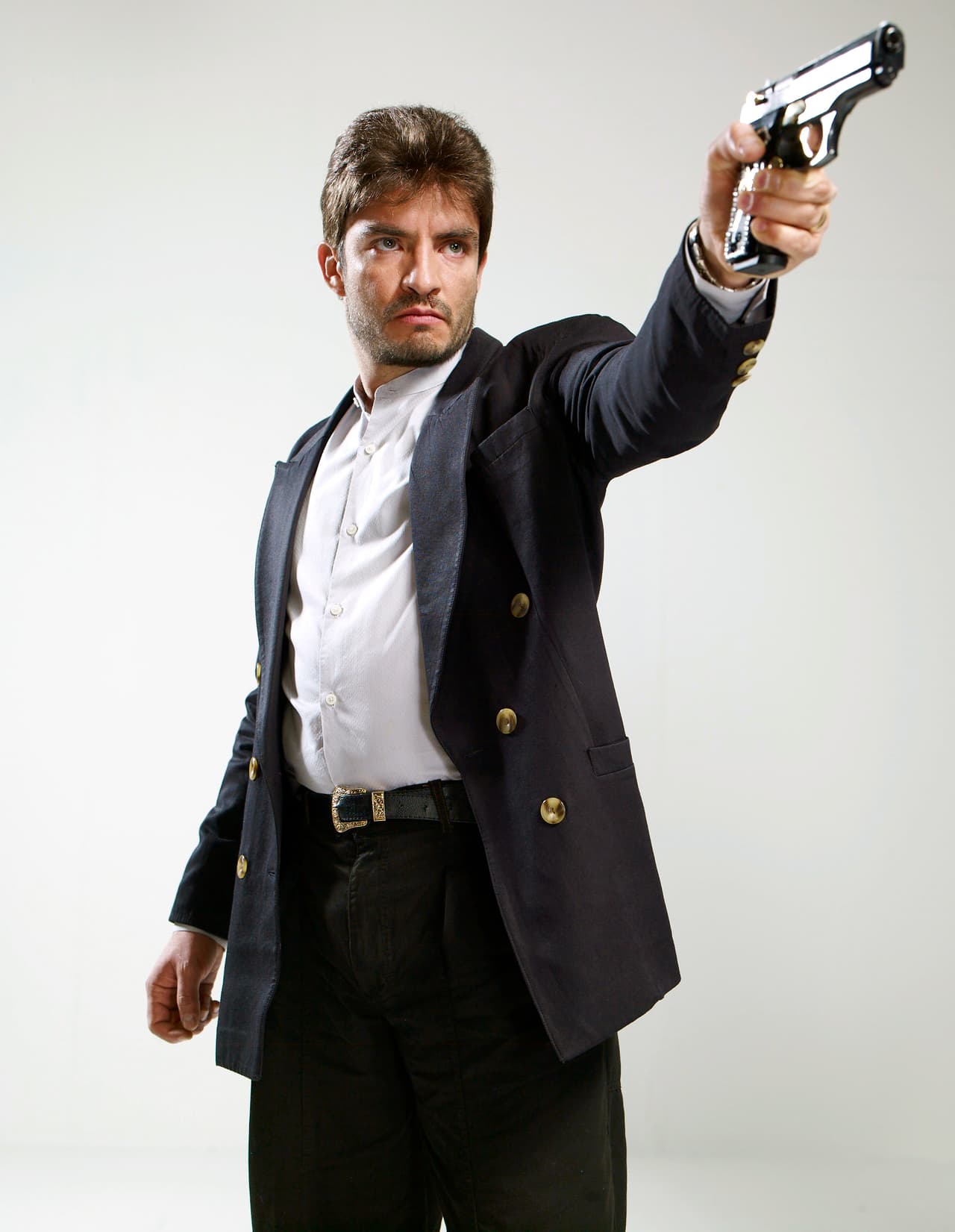 El actor
<b><a href="http://www.univision.com/series/el-chapo/juan-carlos-olivas-es-el-guero-en-el-chapo">Juan Carlos Olivas interpreta a 'El Güero'</a></b>.