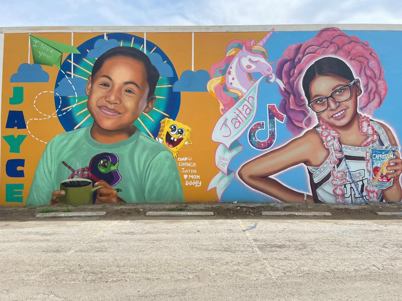 Mónica Maldonado, fundadora de la organización M.A.S Cultura y encargada del proyecto de los murales en Uvalde, espera traer
<a href="https://www.univision.com/local/san-antonio-kwex/investigacion-oficial-culpables-tiroteo-masivo-culpables-escuela-uvalde" target="_blank">sanación a las familias de las víctimas y unir a los residentes de Uvalde.</a>
<br>
<br>La idea de crear los 21 Murales fue de Abel Ortiz, artista y profesor que vive y enseña en Uvalde.